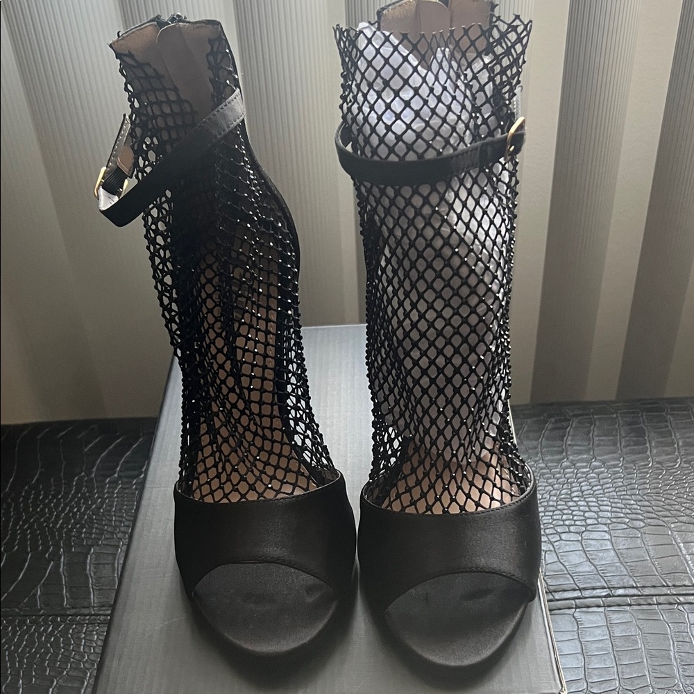 Chic Black Mesh Women's Heels
